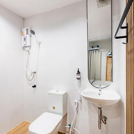 Budget Prime Location 2 Bedroom 6 Persons Patong Beach Exterior photo